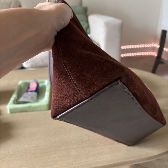 Coach Laurel Shoulder Bag With Tassels
PREOWNED/USED - Picture 5 of 10